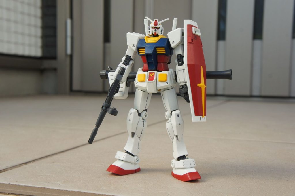 太陽光下で撮影。筆ムラが目立たないのでクオリティ高く見えます。