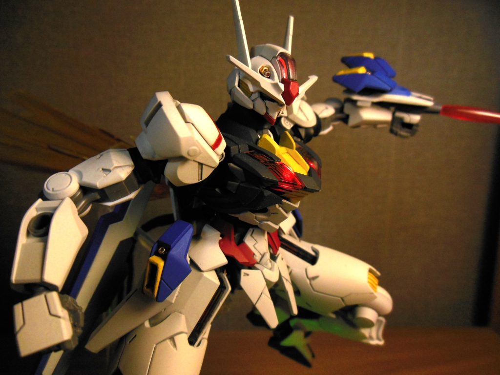 手を付けた当初はもっと大掛かりな改造をしようとしていたんですけど、LEDを仕込んだあたりで力尽きました。