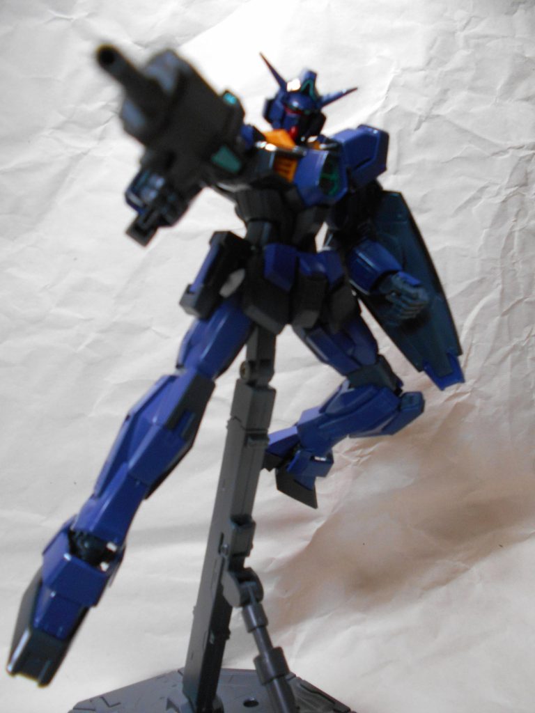 まだデカールを貼っていないのは、ここからアレになるからです。