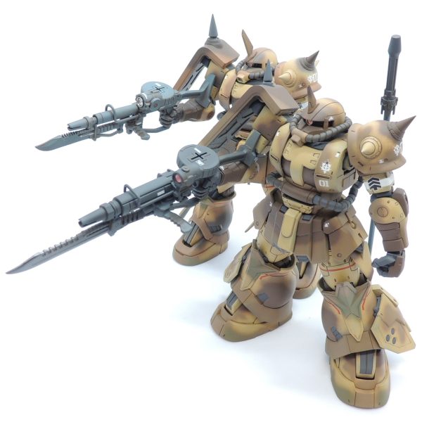 1/144高機動型ザク(エグバ機)[セミスクラッチと製品の比較]