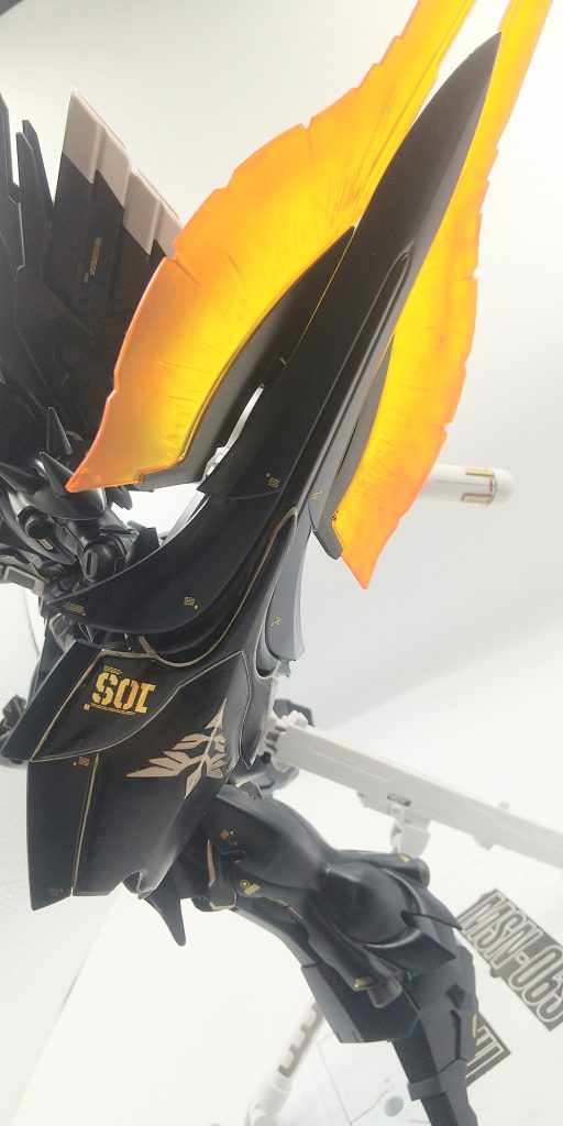 盾アップです。エフェクトをグラデーション塗装しました。