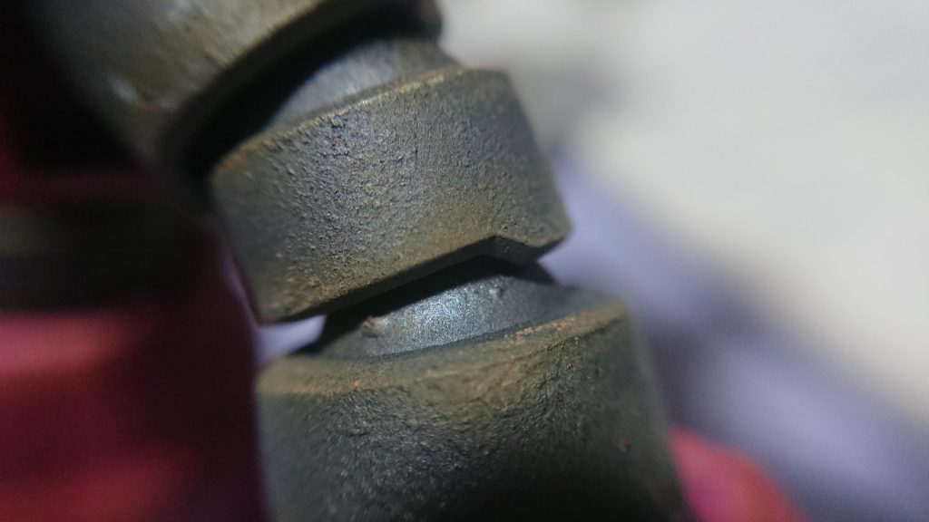 腕の関節部。この辺りは一番分かりやすいかと。