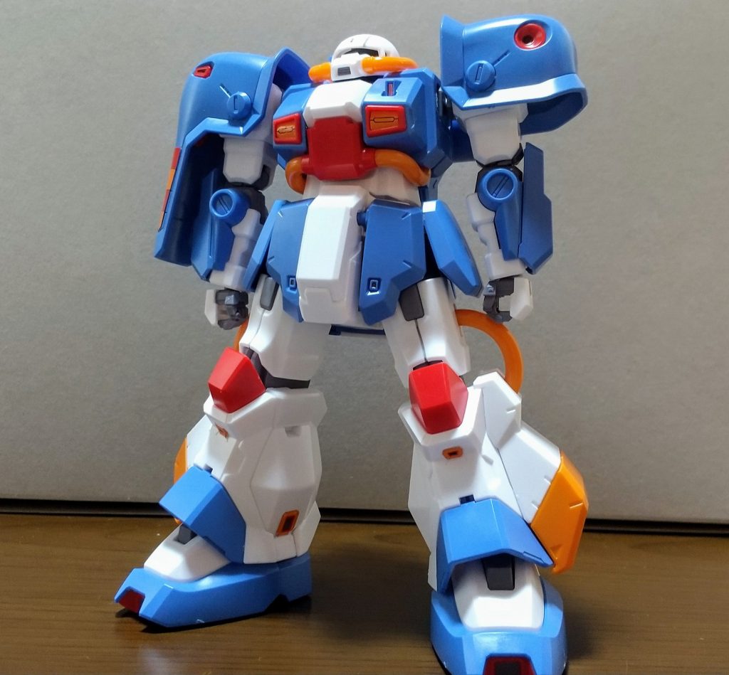 フロントショット📷パーツ分割の妙意か所々にハイザックの影がチラチラ…。期待してもいいのかなぁ？