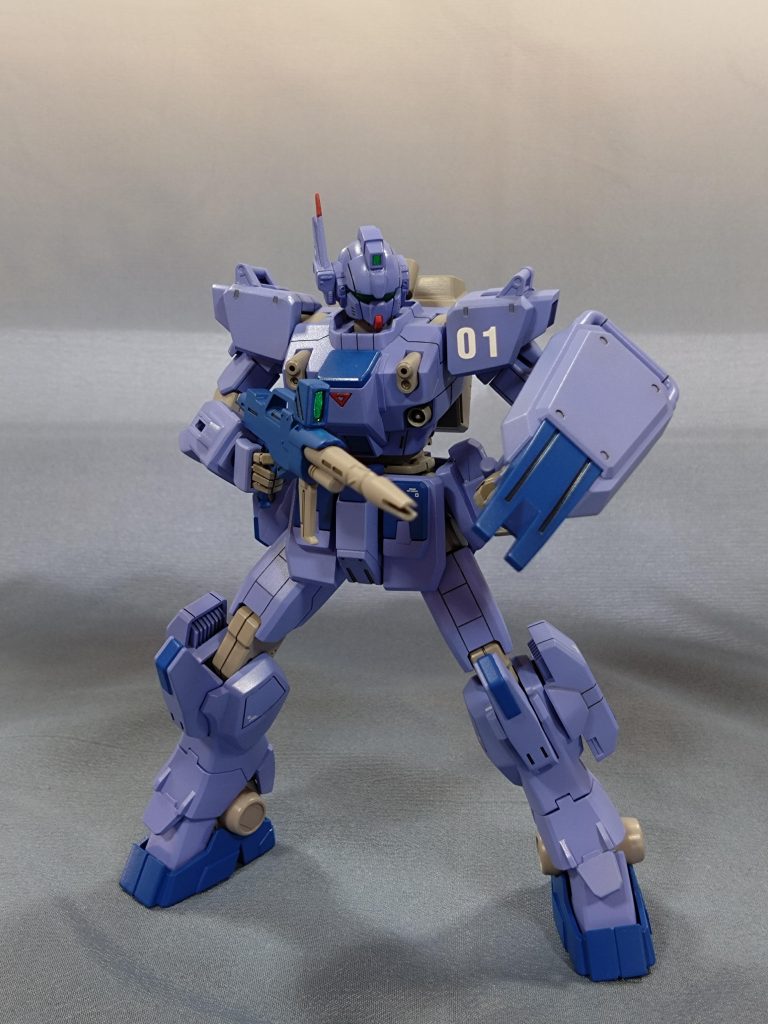 大胆なポージングもいいですが、個人的には動きの少ないポージングでもまとまって見えるようにできたのは改造が成功したのではと思っています。