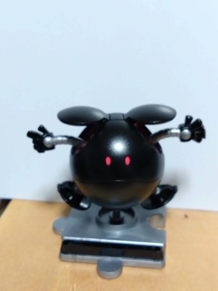 ツヤツヤの成型色が綺麗なグリーンだったのでできればそのまま制作したかったです。😅