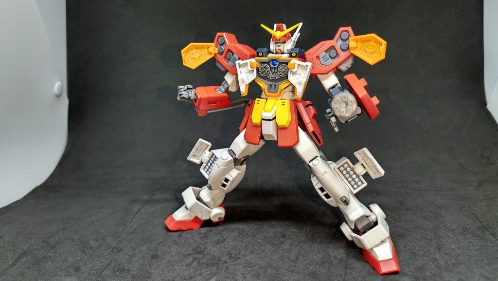 パケ絵再現。にして全弾発射！これがやりたくてこのキット組んでるようなモンです。