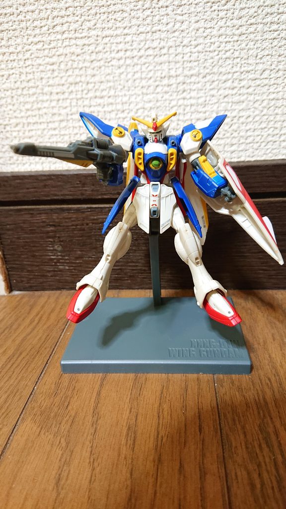 こちらはウイングガンダム