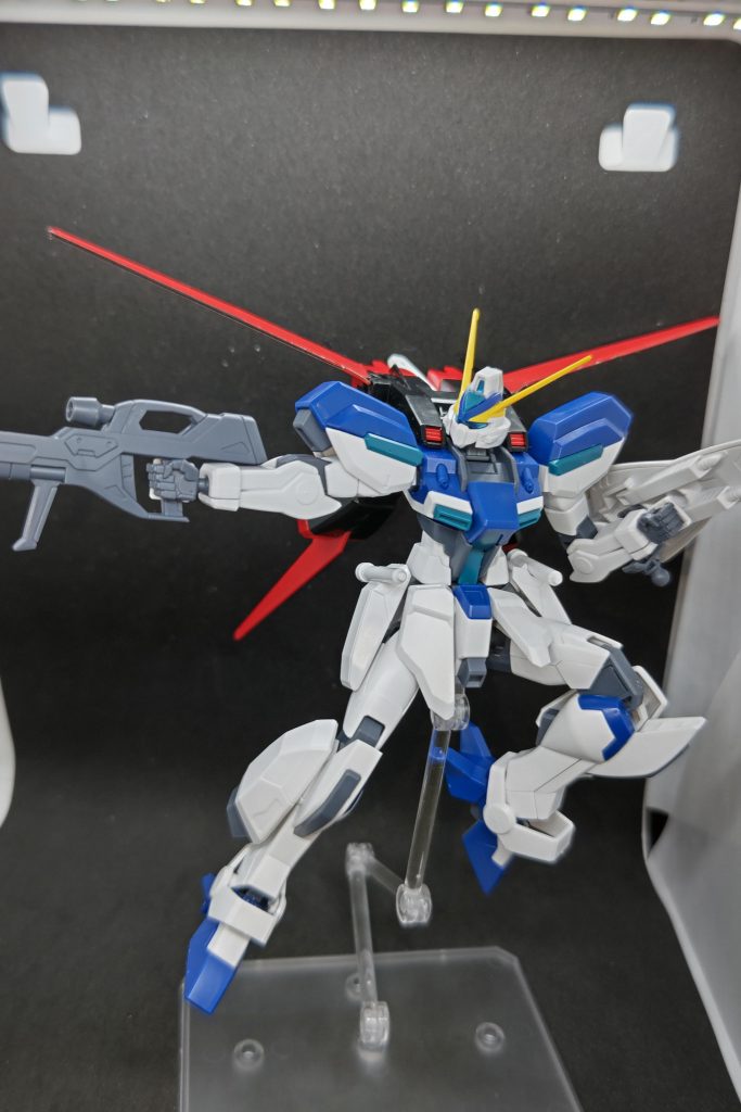 締めにエールストライカー。ヒロイックなだけあり主役ポーズも似合います。ご閲覧有難うございました。