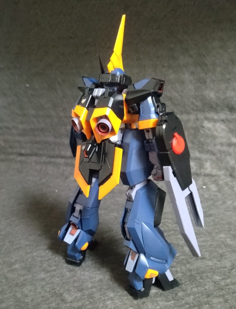 リアビュートサカとバルカンの安全フラップをカットしてます