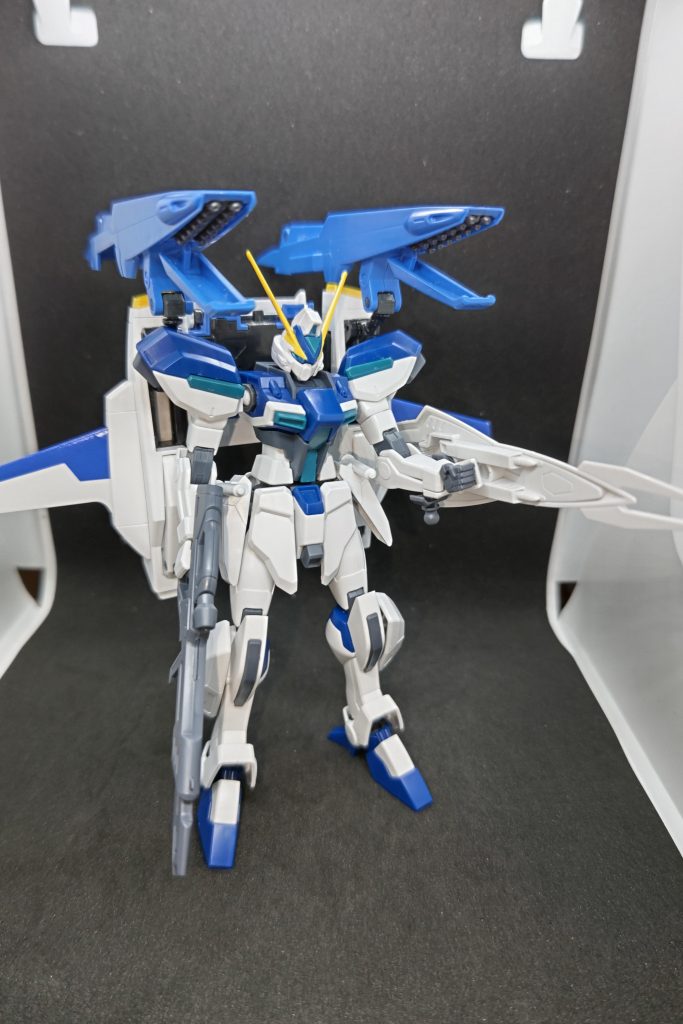 いつものパワードアームズパワーダーのジョイントを噛ませればGディフェンサーも背負えます。これも違和感が薄い気がする。