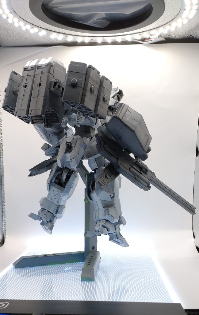 うしろすーがた。ミサイルたらけなので被弾したらどーとかなんたらとかは思いましたが、そんなモンはRomanの前では些事なのです。