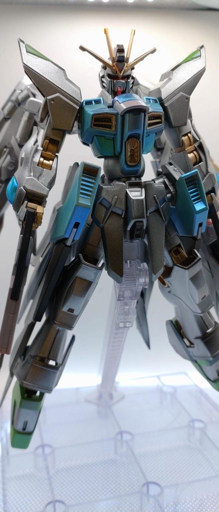 そんな怪文書を添付する夜。高機動ストフリをテーマにして作りました。重力下だとドラグーンがデッドウェイトになるとかなんかのギャグですか准将。