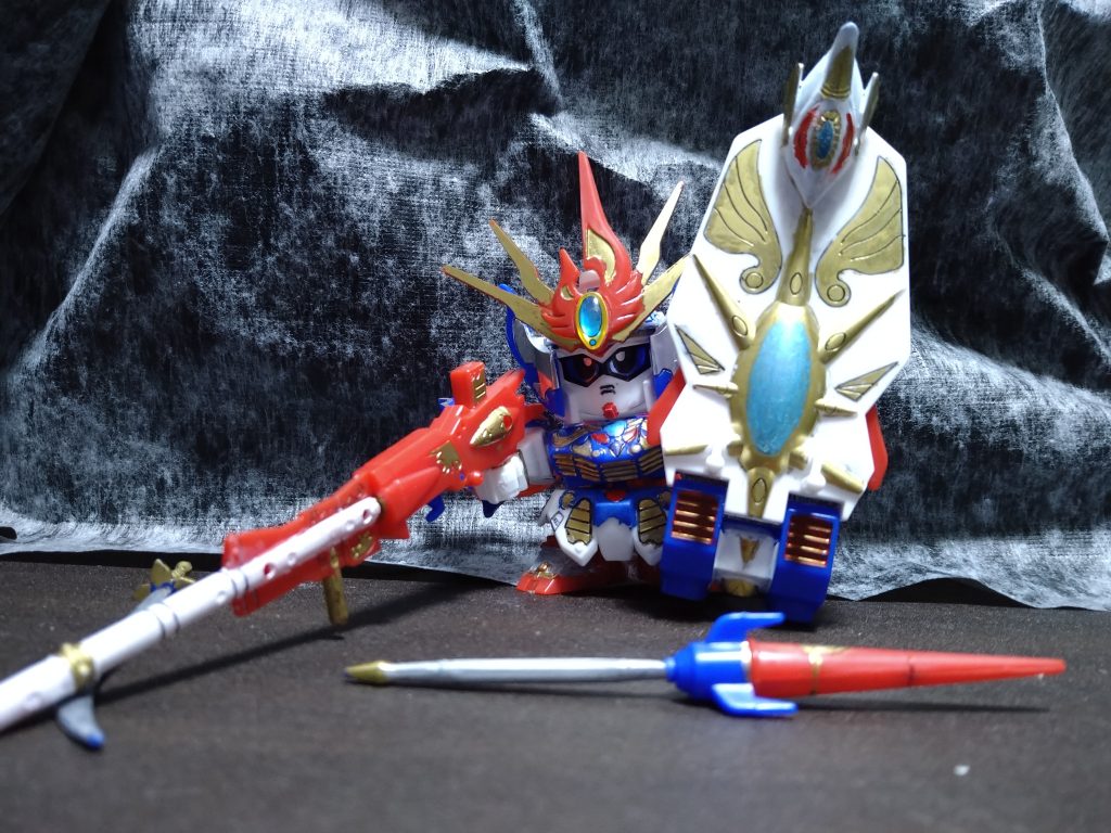 最後に遠方雷威銃（ロングライフル）を装備BB戦士に対してドデカな武器と盾がにりカッコいいキットでした！