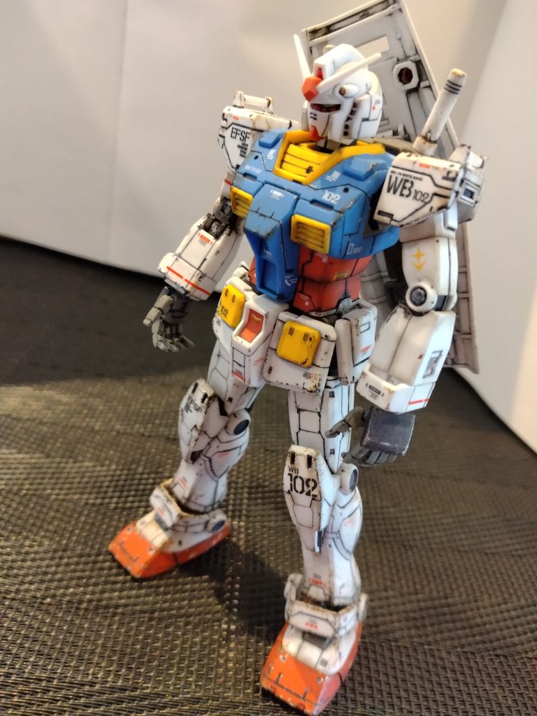 スポンジのチッピングとタミヤウエザリングマスターは汚しの必需品ですね😅