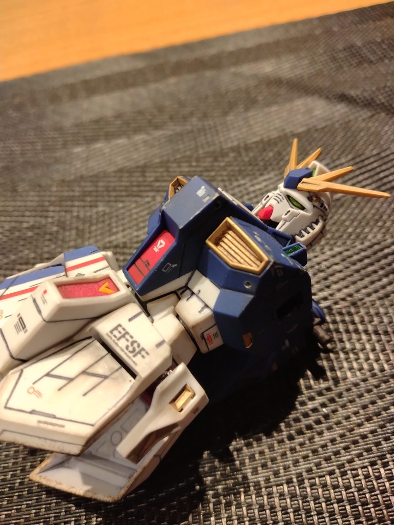 カワサキ純正のライムグリーンで眼球を塗装1番のこだわりです！