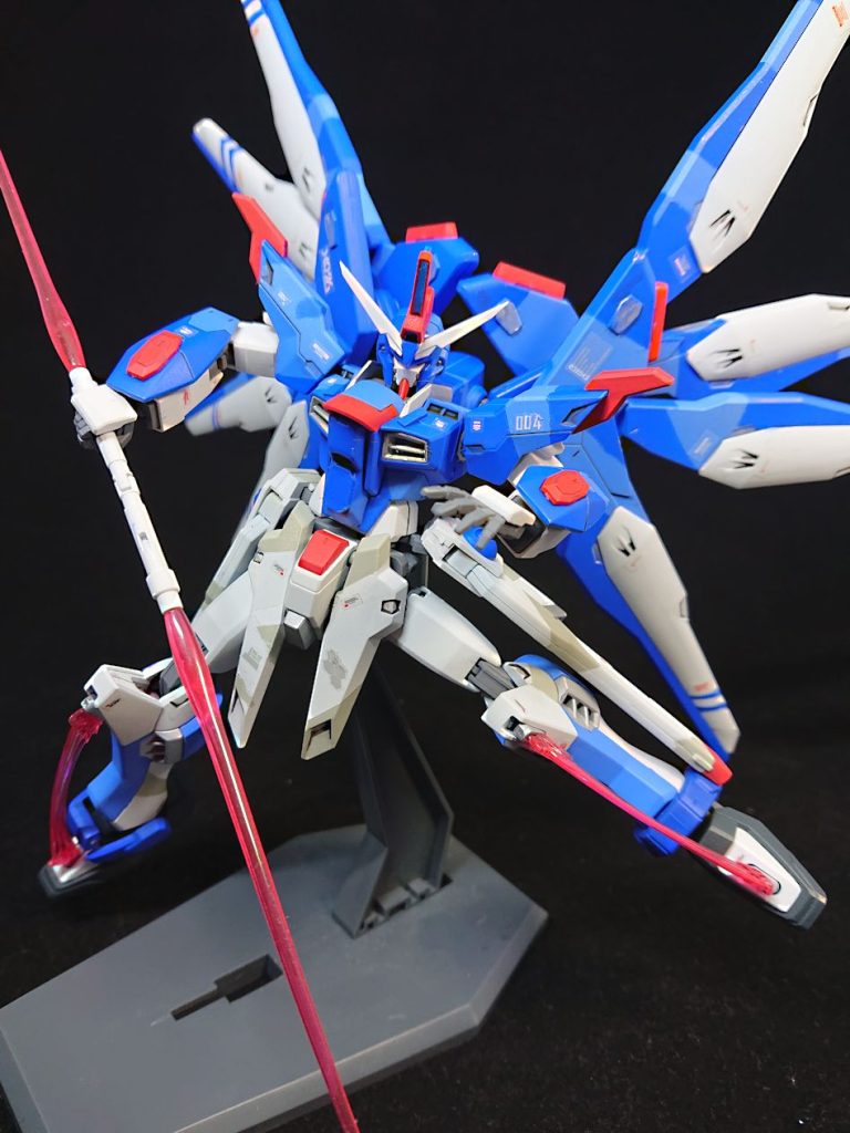 もちろん、今回のテーマであるキックも再現。