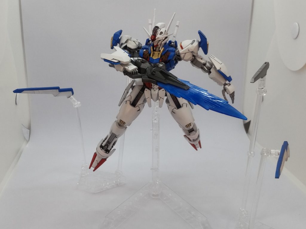 ウェポンスタンドを使用したポージング1です