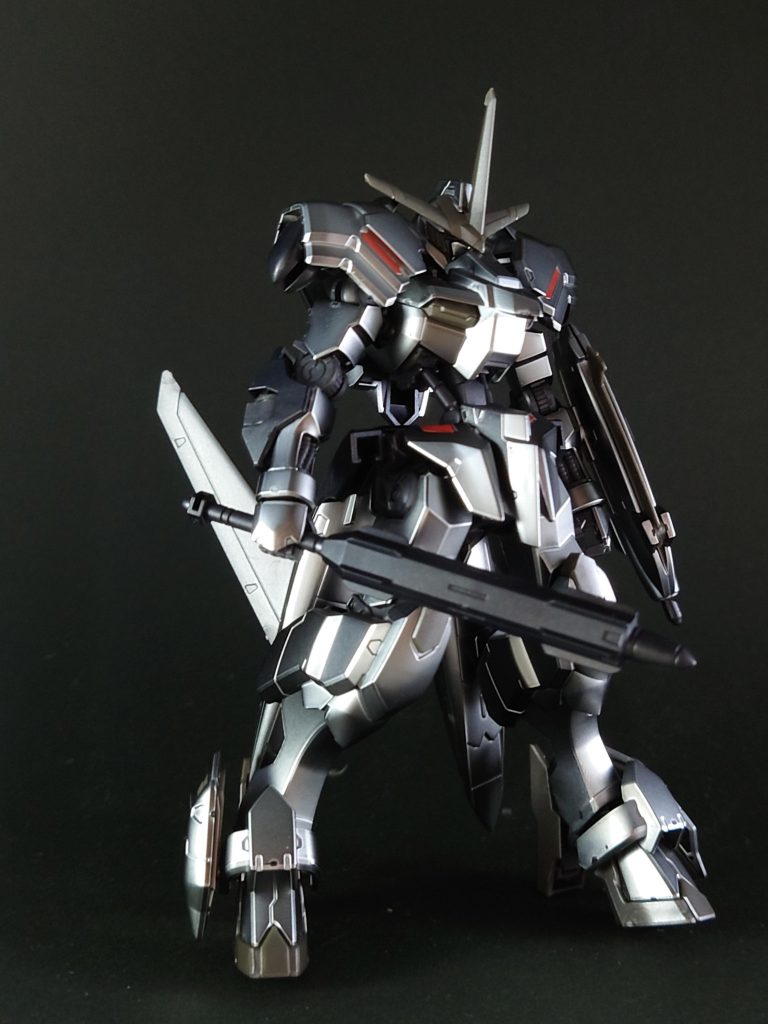 ガンダム　端白星–2枚目/制作者：双月