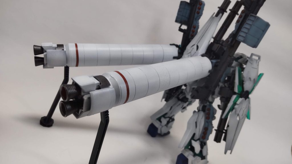 プロペラントタンクの迫力これはどうやって飾ればよいのだろう。。。笑