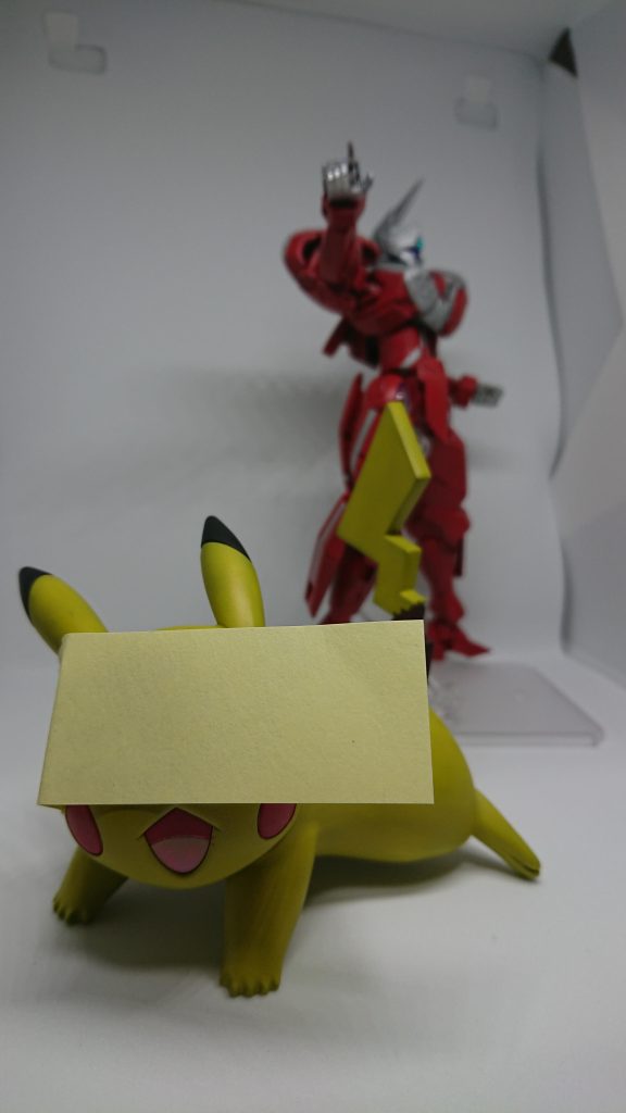 そしてミカエリスセブンが何らかの理由で闘えない場合、代わりに戦わせることができるポータブルモンスター、略して「ポタモン」!　　　　　　　　　　　　　　　　・　　　　　　　　　　　　　　　　・　　　　　　　　　　　　　　　　・と、前回は敢えなく没にされましたが、今回は特撮を駆使したドラマで子供をターゲットにグラスレー社の人気を獲得しようと画策しております！さらにモンスターとして可愛らしいマスコットキャラを採用することで女性人気も得ようという魂胆です！そしてモンスターはどんどん増やしていき色々グッズやらなにやらで人気と一緒に予算も倍増（略  「前、ペギルペンデのことで提案してきた技師が次にこんな企画を持ってきましたが…」「今すぐニッポンの関連会社に謝罪に行かせろ。話しはそれからだ」結局今回も没になったようである。