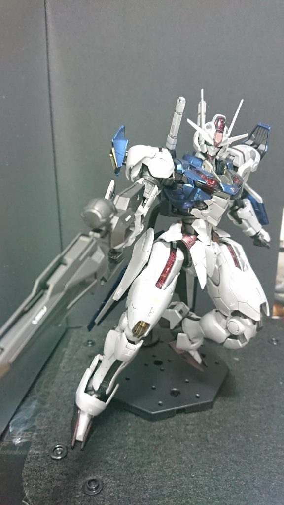 思えば、アニメの方じゃあまりライフル使ってなかったような・・・