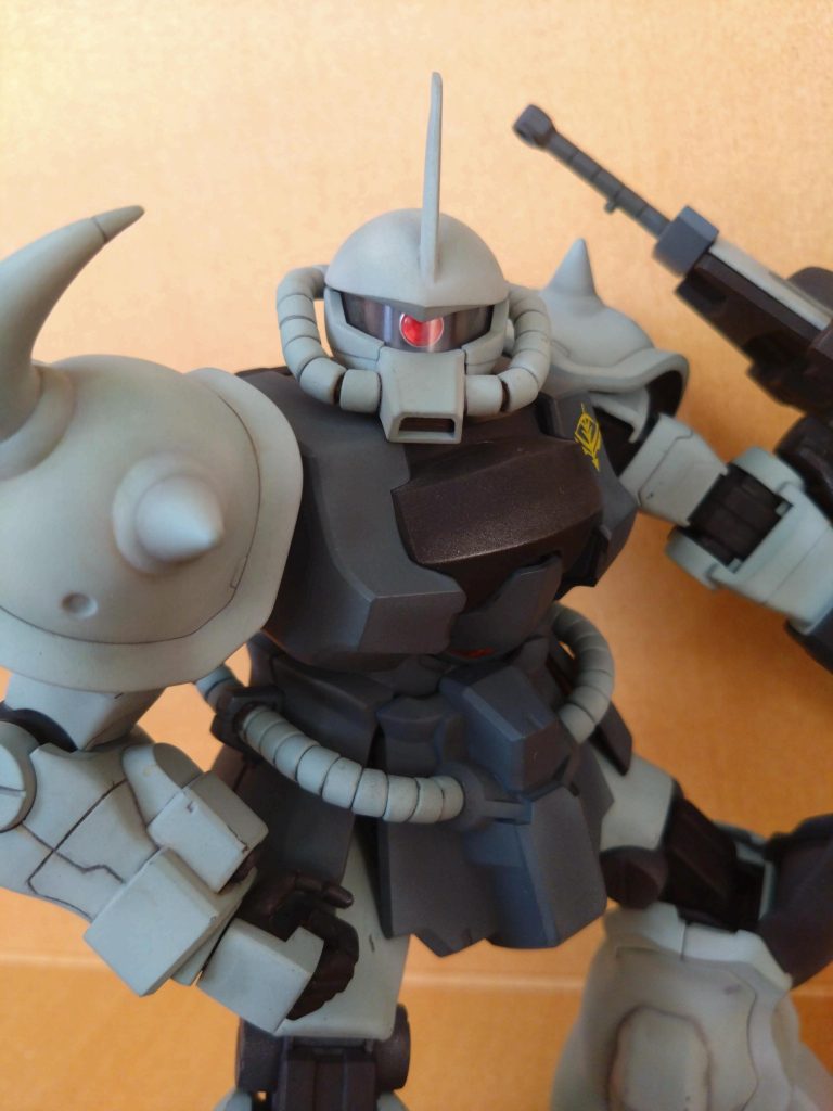 グフカスタム–2枚目/制作者：ひろ坊や