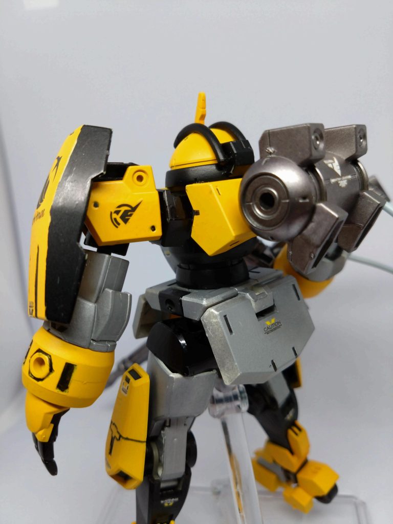 後姿。写真一つ撮るのも難しいですね。