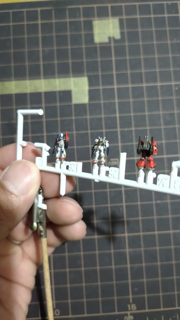 ランナー塗り途中経過です。