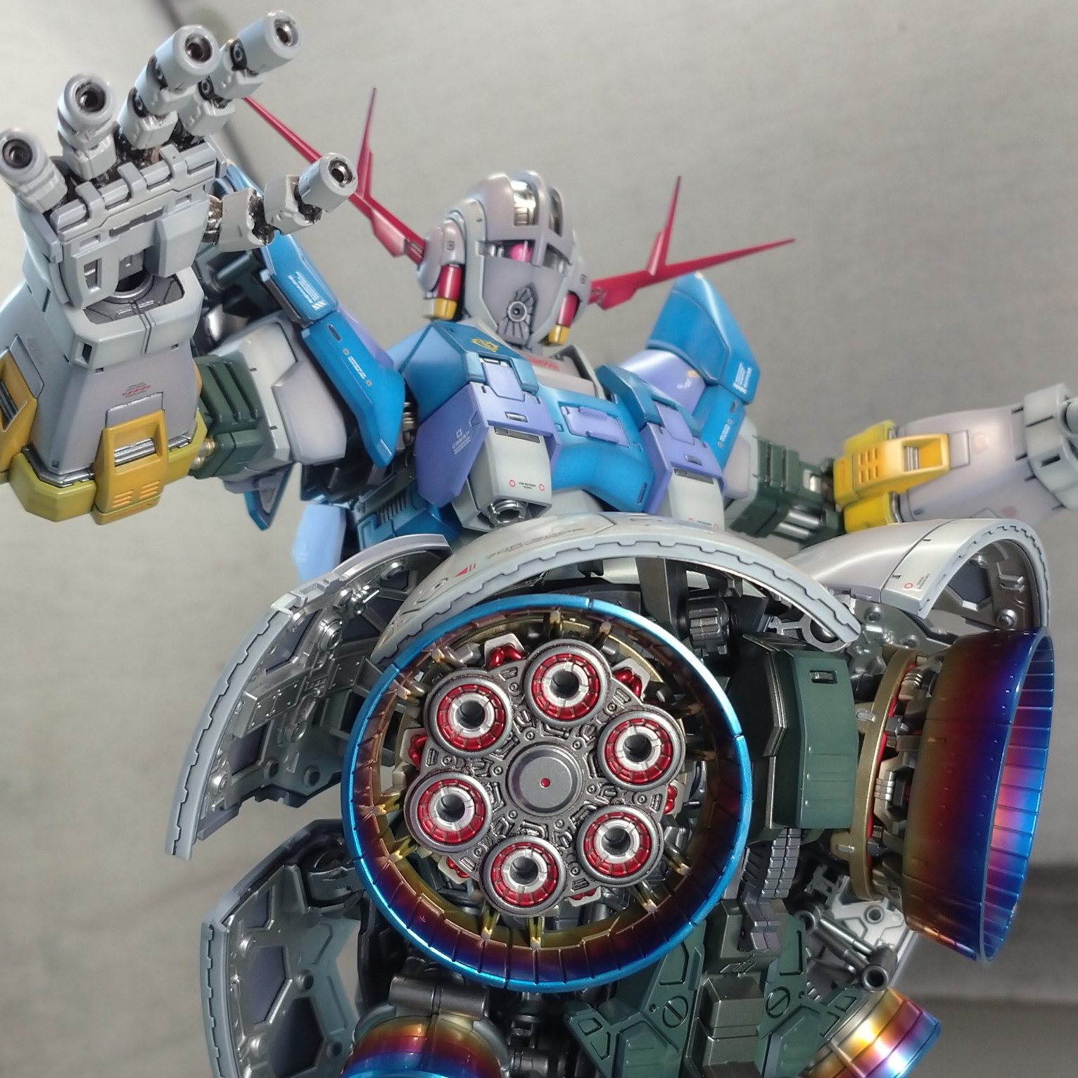 RG ジオング グラデーション塗装｜アッキーさんのガンプラ作品｜GUNSTA 