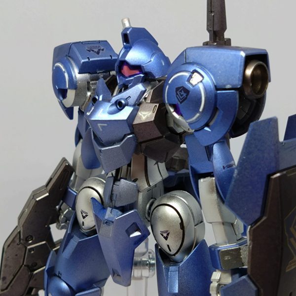 ハインドリーシュトルム　夏服