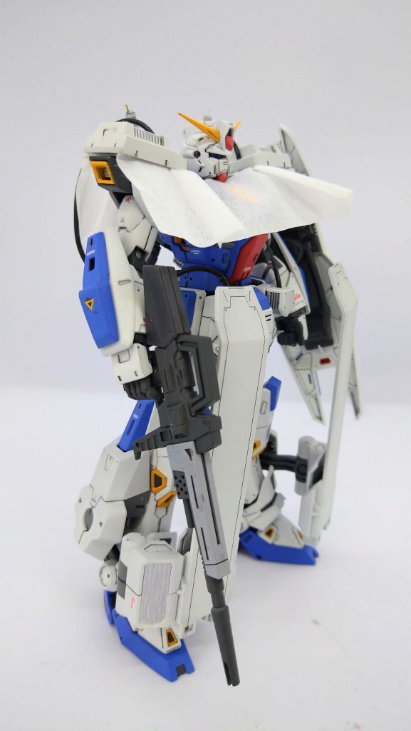 Cはネタの面白さと、デザインのスッキリさがいいなと思います。不織布ケープが上手く垂れてくれないけど。