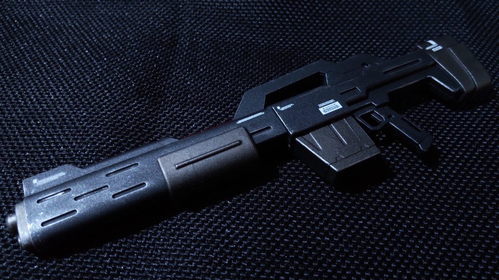 ビームショットライフルはドライブラシで少しだけ汚し表現にしています。