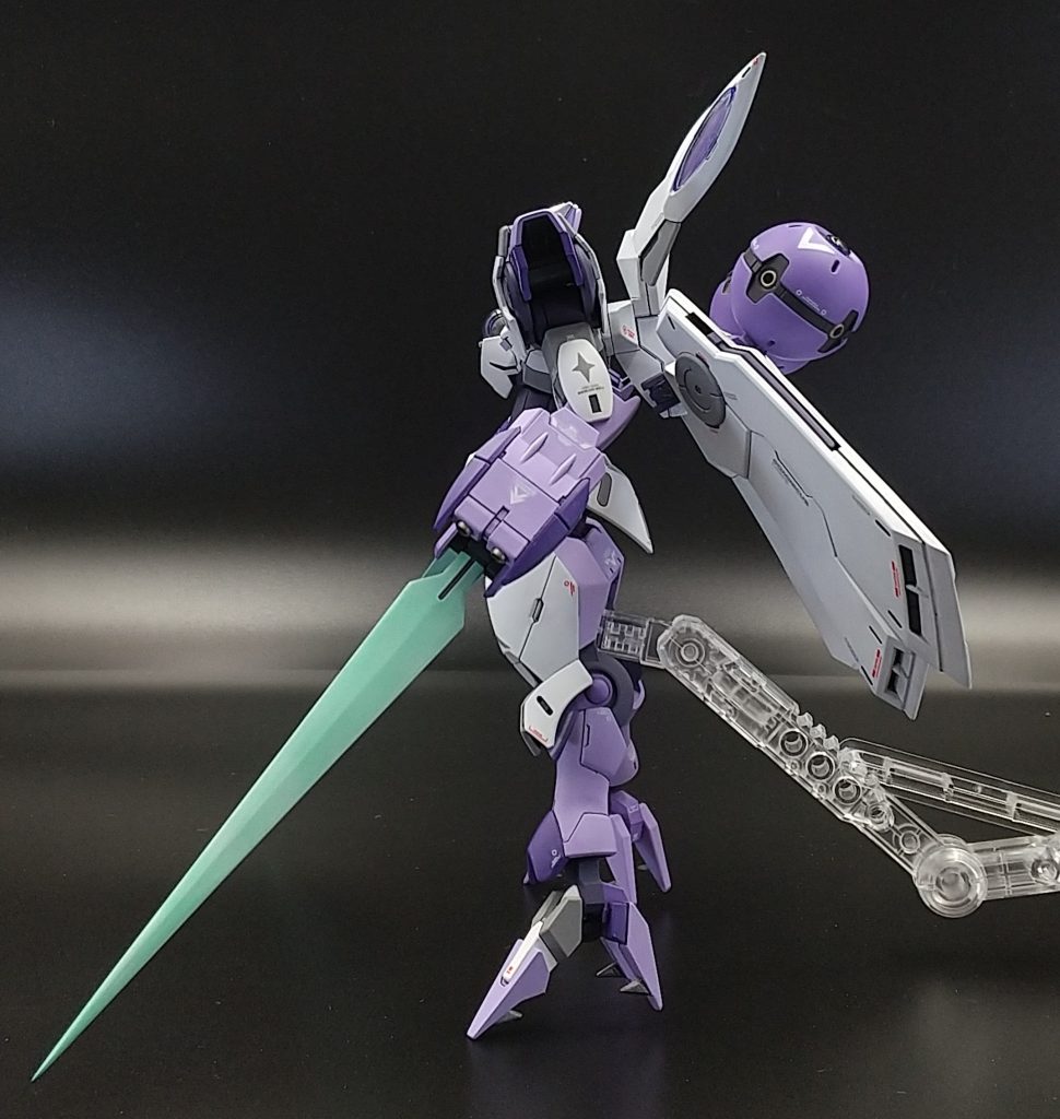 MSも多数登場しましたが、このベギルベウが一番好きです。PROLOGUEにしか出ないなんてもったいない！一方ケナンジさんは因縁の相手として本編登場かと思ったら、まさかのゆるキャラ化！しかも作中唯一といってもいい良識ある大人枠！そこにシビれる！あこがれるゥ！