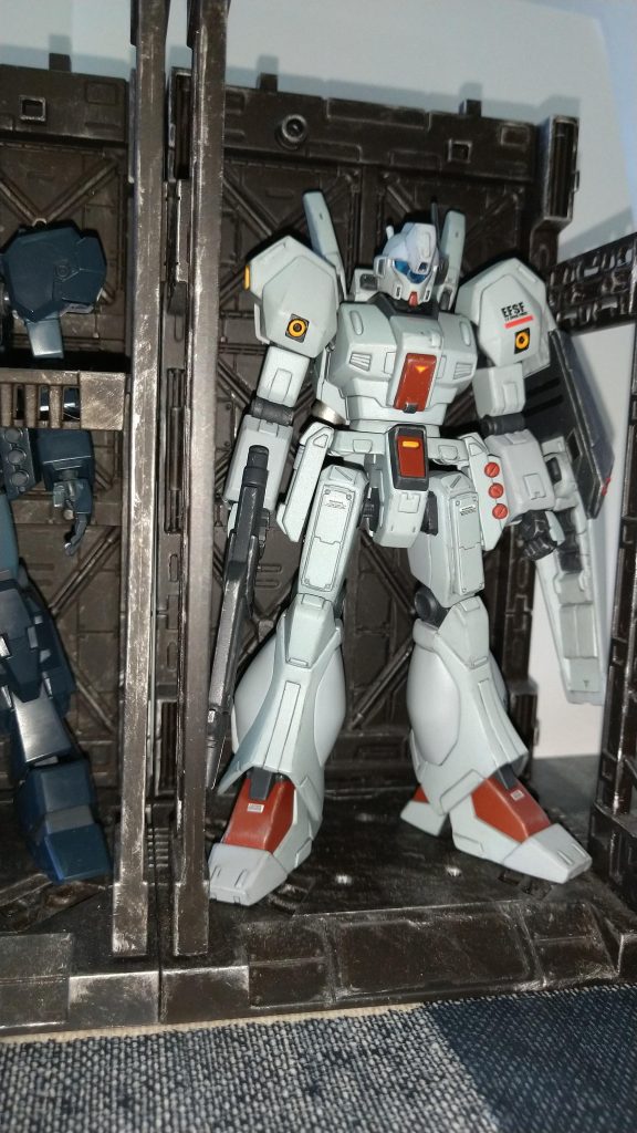 MSハンガーにてパシャリ5友達H君から貰ったジェガン完成しました。もう一機H君から貰ったジェガン(スターク、エコーズのミックス)作っていきます。ありがとH君。