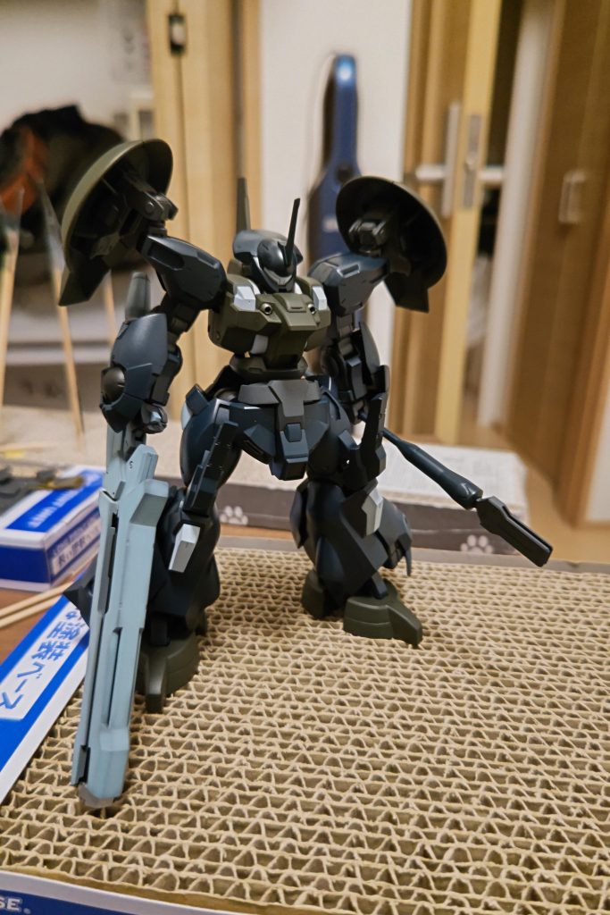 基本塗装が終了。ここからデカールなど貼っていき、ブレンドつや消しでコートして完成となります。