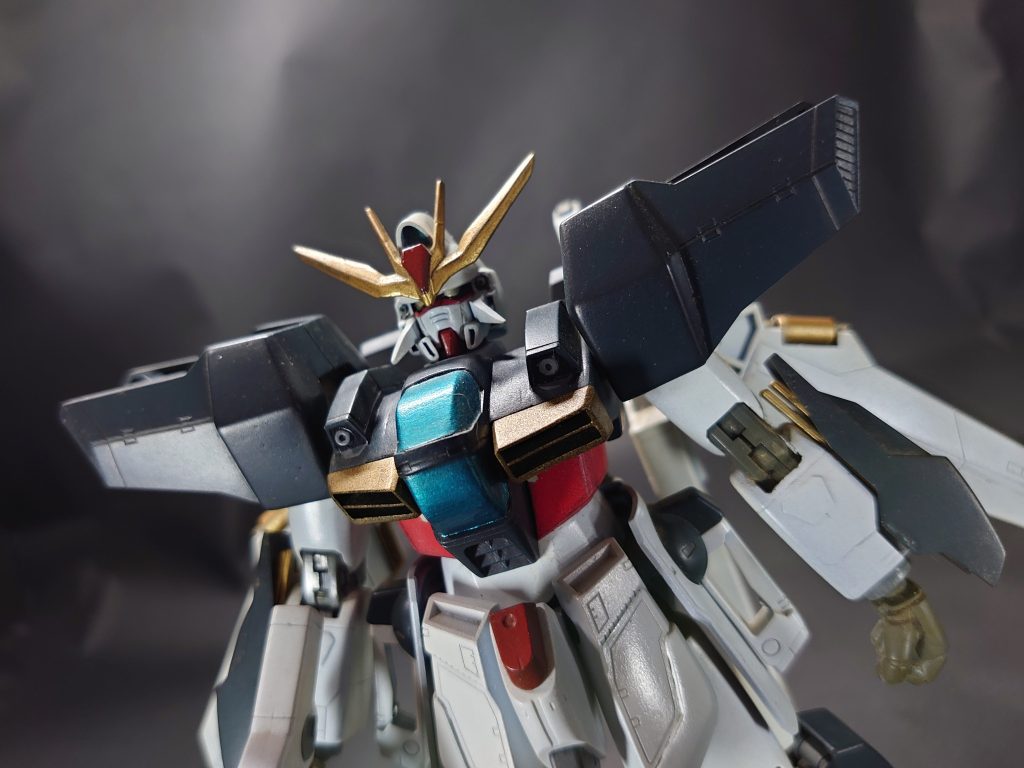 中身はMGゴッドガンダム–4枚目/制作者：岩岸 杞京