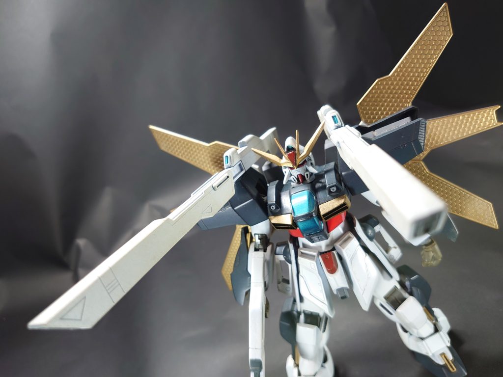 肩のアーマーが劣化で外れるのでキャノン固定は無しで撮影😁