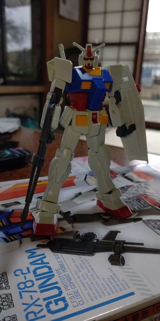 とりあえず素組みです。パチ組だけでもリアルでビックリしました。