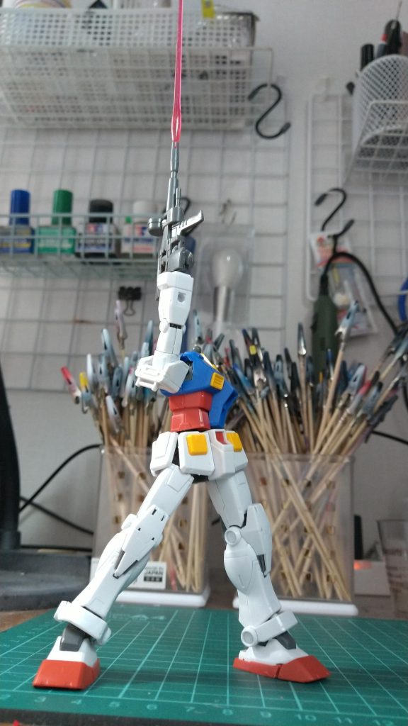 仮組みをバラす時に遊んでました。