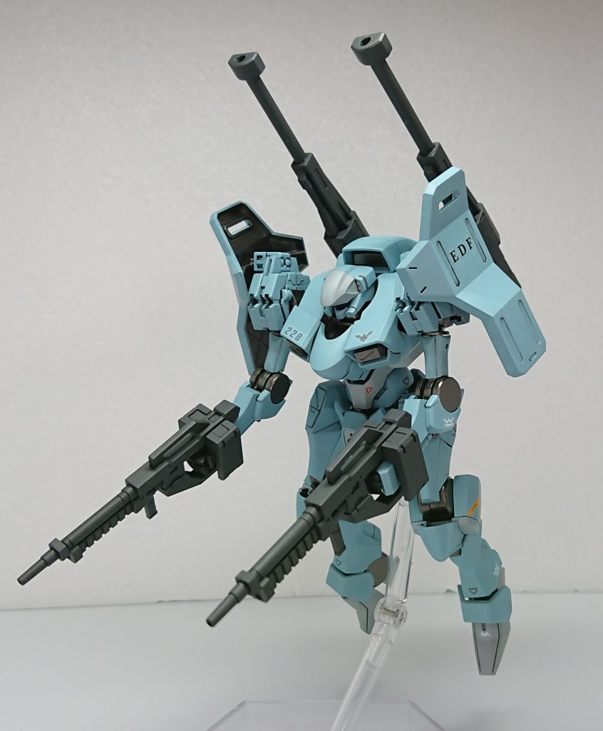 元がザウォートなので飛行性能も良好という設定。