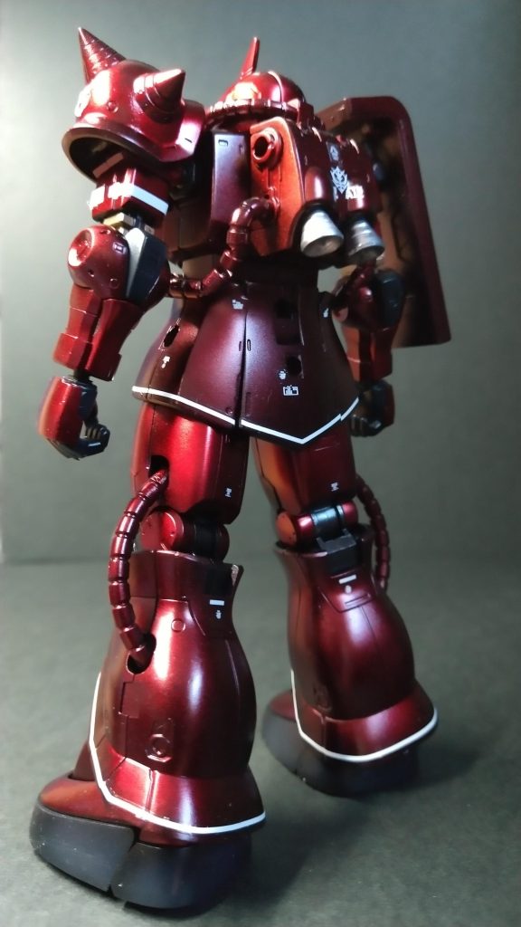 一部RGのデカールも貼っております。