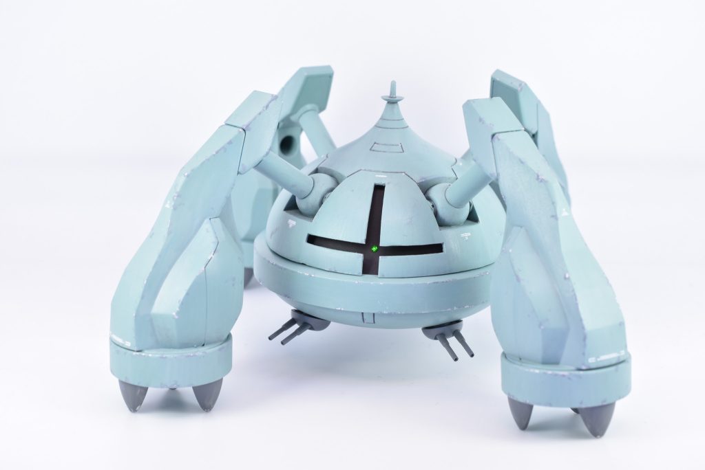 図体がデカすぎてジャブロー洞窟の通路に入れなくてだめやんけ！となった。