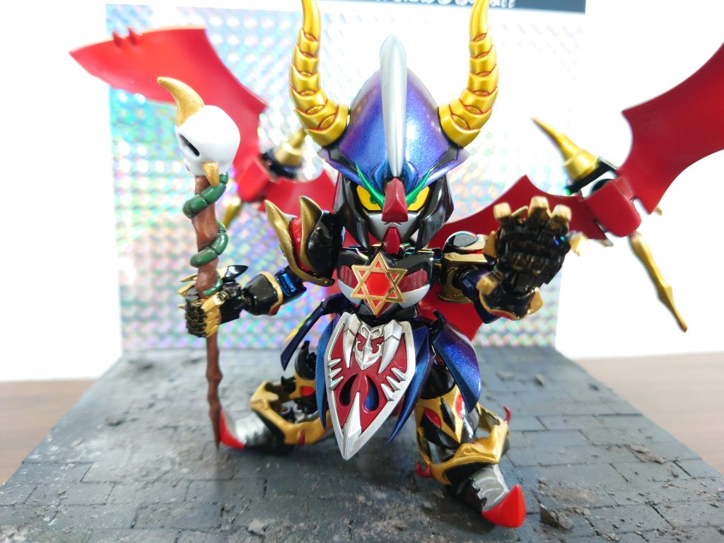 一番時間がかかったのは翼の可動域とシステム。おかげで羽ばたくようなポージングもくるまる様なこともできる。目指せウィングガンダムEW!