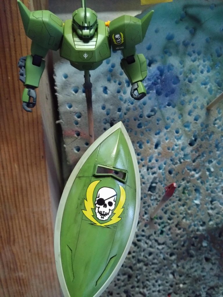 荒野の迅雷–3枚目/制作者：中村シュウスイ