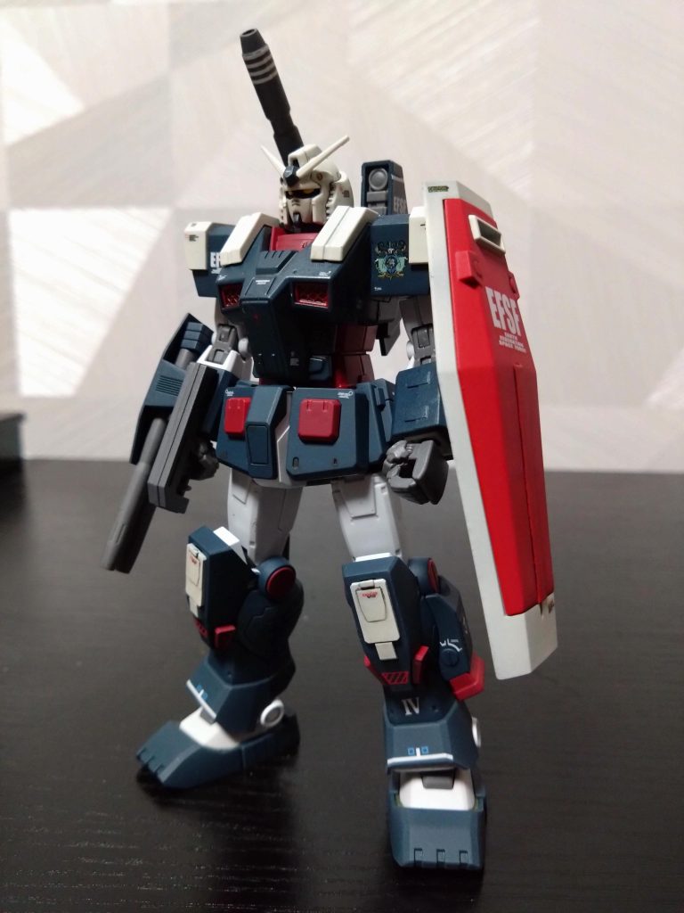 フルアーマーガンダム–2枚目/制作者：中村シュウスイ