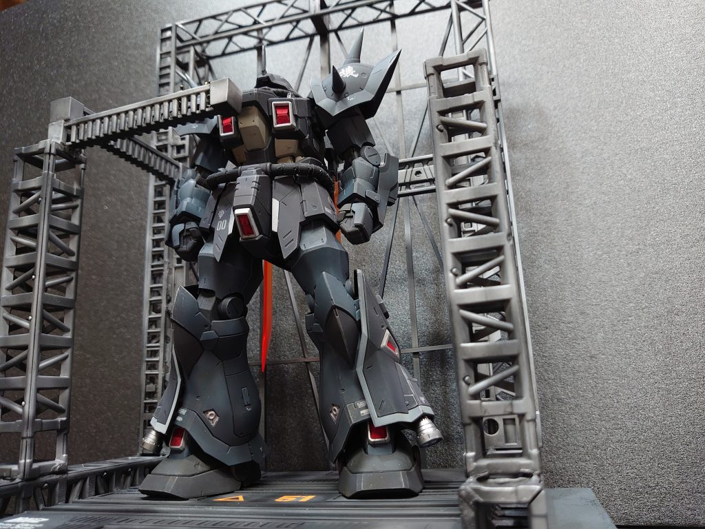 やっぱ物語が欲しかったのでジオラマにしました。