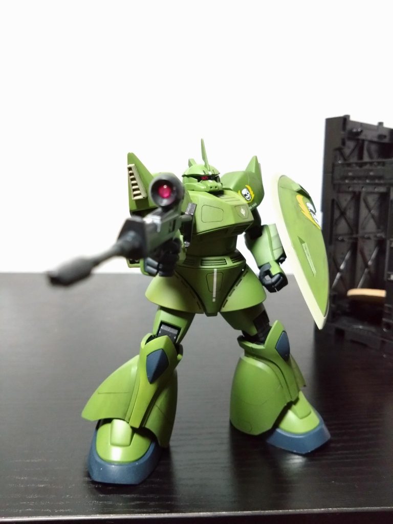 荒野の迅雷–3枚目/制作者：中村シュウスイ