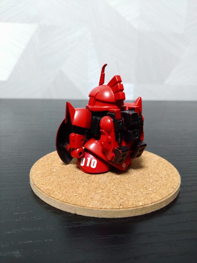 素組みと塗装とデカールだけです。