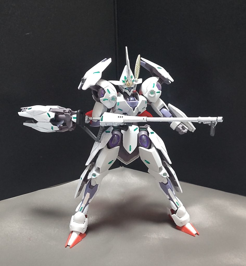 ○バリアブルブレイザーキャノンミキャエリバーンのメインウェポンになります。元々はキャリバーンのバリアブルロッドライフルを参考に作られていますが、こちらは3種類の攻撃方法を持っています。※キャリバーンと違って左腕でも運用出来ます。