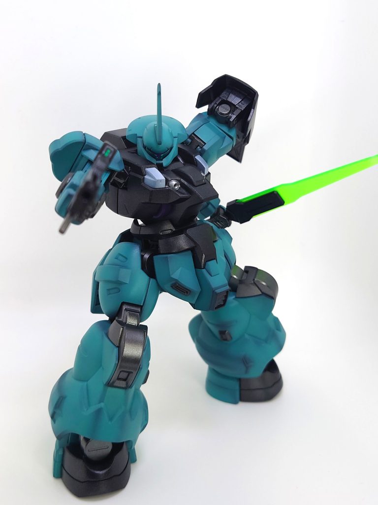 パッケージアートのポーズ😁いつも通りのグラデ塗装+メタリック塗装